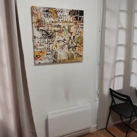 13 * Paris
